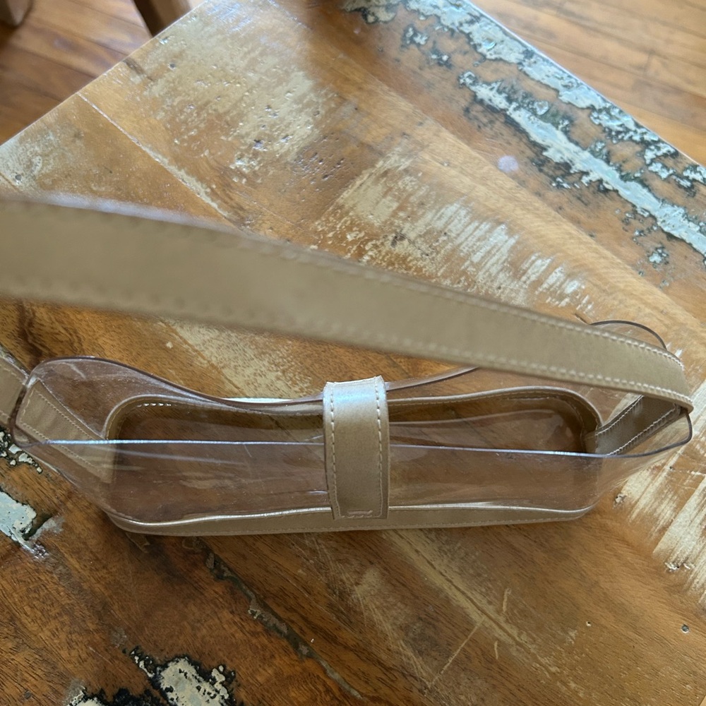 Small clear bag. Perfect for events and concerts. - Picture 3 of 3